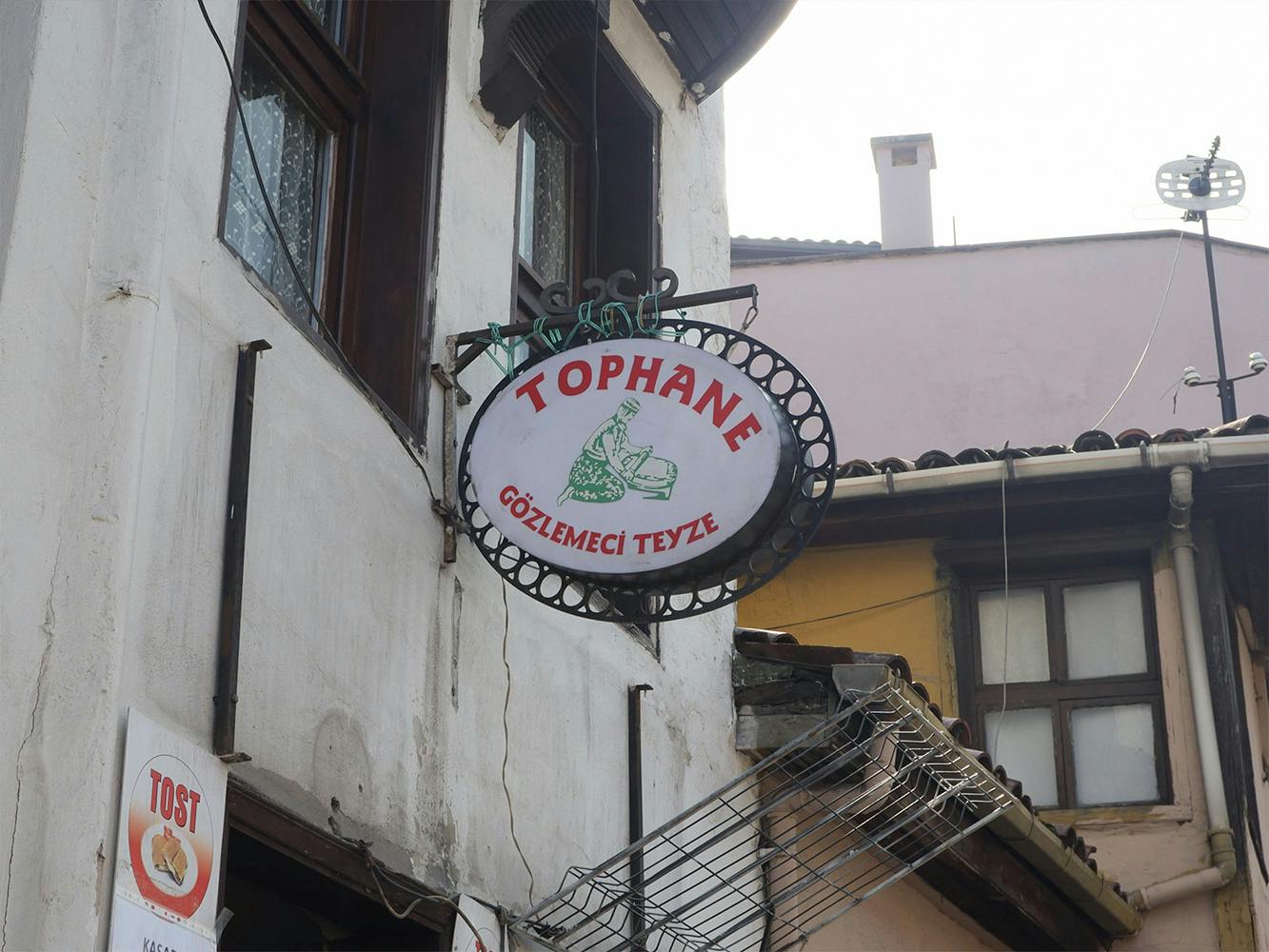 Hidden Behind the Hectic of Tophane: the Time-tested Gözleme of Zehniye Teyze